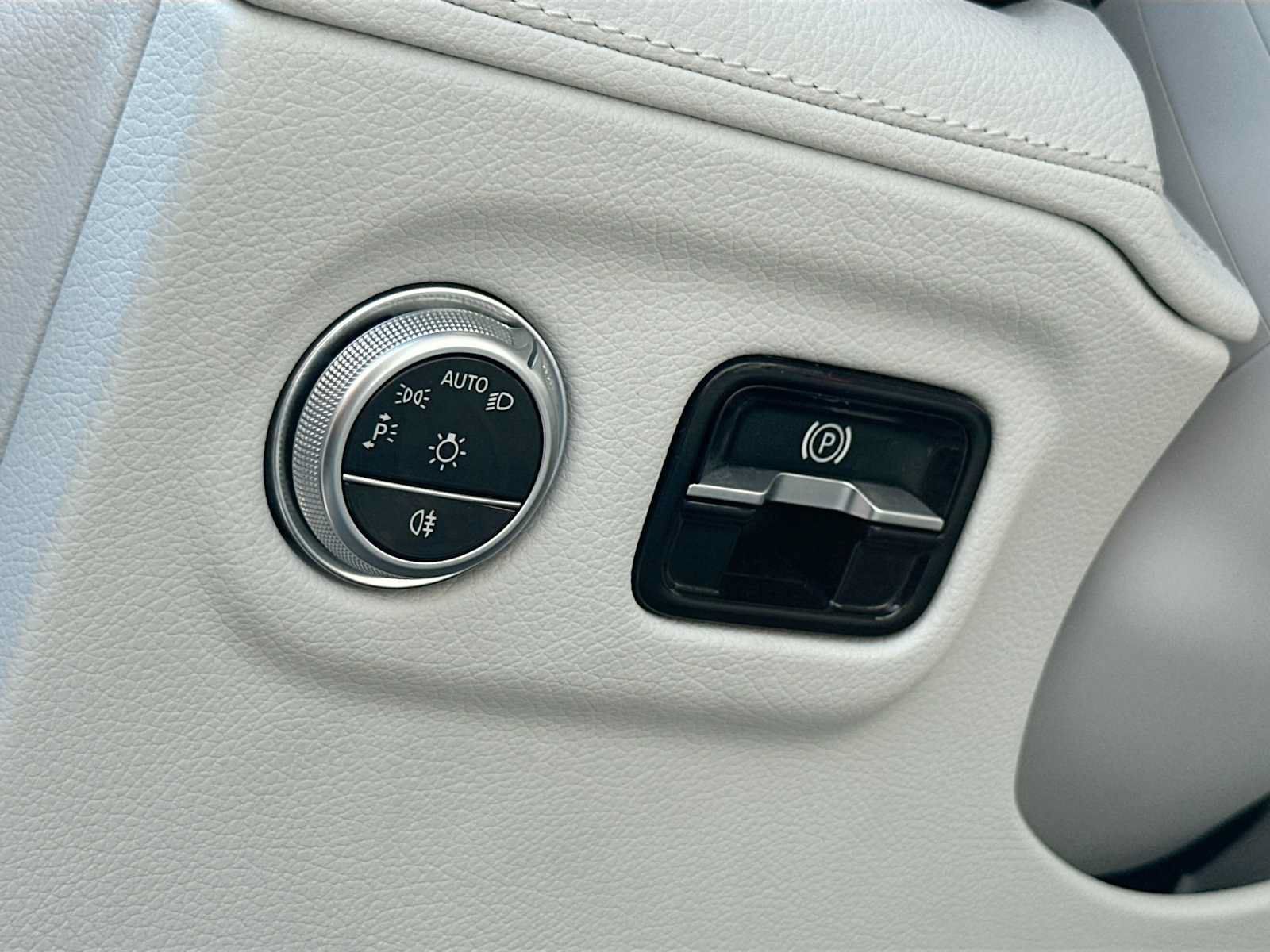 Certified 2023 Mercedes-Benz EQS 450+ 4MATIC SUV image 10