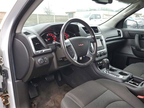 Used 2016 GMC Acadia SLE image 10