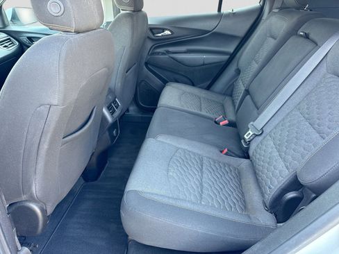 Used 2018 Chevrolet Equinox LT FWD image 5