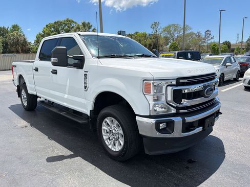 Used 2022 Ford F250 XLT w/ XLT Value Package AWD/4WD image 7