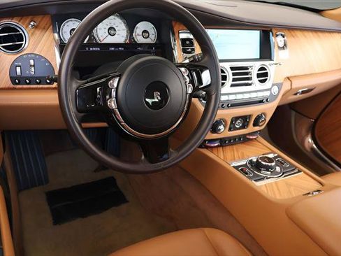 Certified 2016 Rolls-Royce Wraith RWD image 19