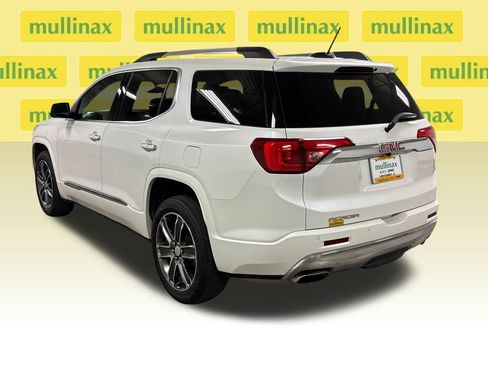 Used 2019 GMC Acadia Denali w/ Technology Package FWD image 16
