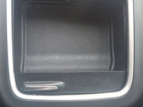 Used 2023 Chrysler Pacifica Touring-L FWD image 40