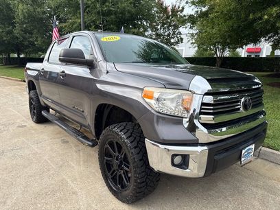 Used 2016 Toyota Tundra SR5 w/ SR5 Upgrade Package