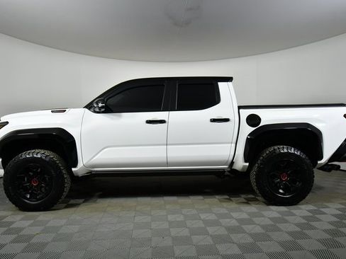 Certified 2025 Toyota Tacoma TRD Pro image 16