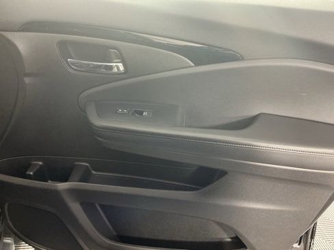 Certified 2020 Honda Passport Touring image 13