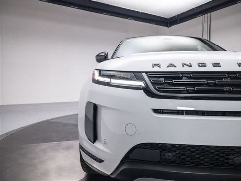 New 2026 Land Rover Range Rover Evoque S image 11