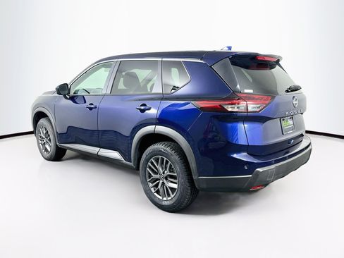 Used 2026 Nissan Rogue SV FWD image 5