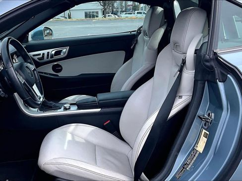 Used 2012 Mercedes-Benz SLK 350 image 8