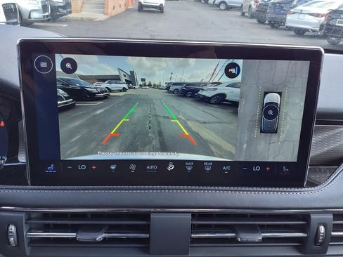 New 2023 Lincoln Corsair Reserve w/ Equipment Group 202A image 42