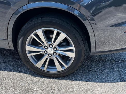 Used 2022 Cadillac XT6 Premium Luxury image 7