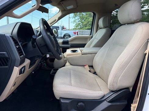 Used 2019 Ford F150 XLT w/ Trailer Tow Package RWD image 10