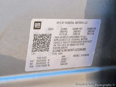 Used 2023 Chevrolet Traverse RS w/ LPO, Floor Liner Package AWD/4WD image 38