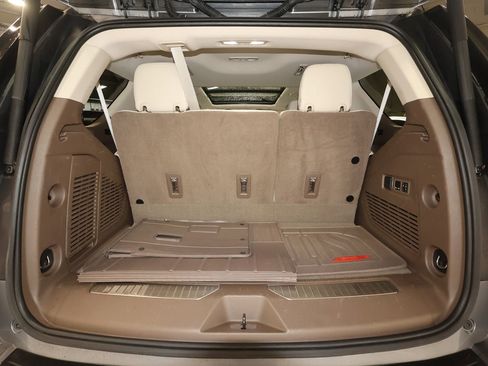 Used 2021 GMC Yukon Denali w/ Denali Ultimate Package image 27