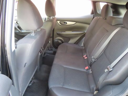 Used 2018 Nissan Rogue Sport S w/ S Appearance Package image 26