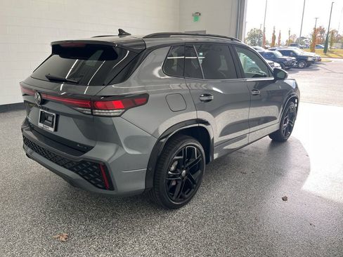 New 2026 Volkswagen Tiguan SE R-Line AWD/4WD image 5
