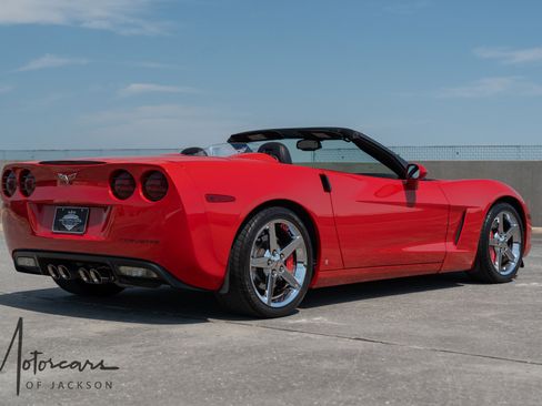 Used 2007 Chevrolet Corvette Convertible w/ Preferred Equipment Group RWD image 3