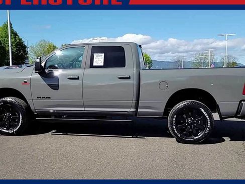 New 2026 RAM 3500 Laramie AWD/4WD image 5