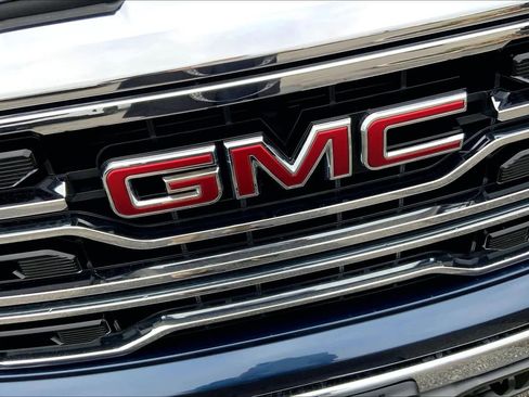 Used 2023 GMC Sierra 1500 SLT w/ SLT Convenience Package image 30