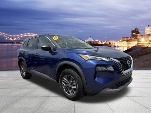 Used 2023 Nissan Rogue S AWD/4WD image 4