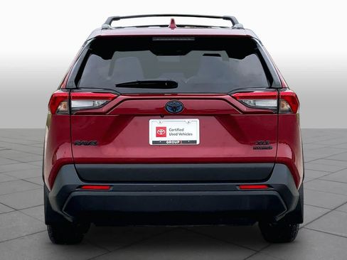 Certified 2024 Toyota RAV4 XLE Premium AWD/4WD image 5