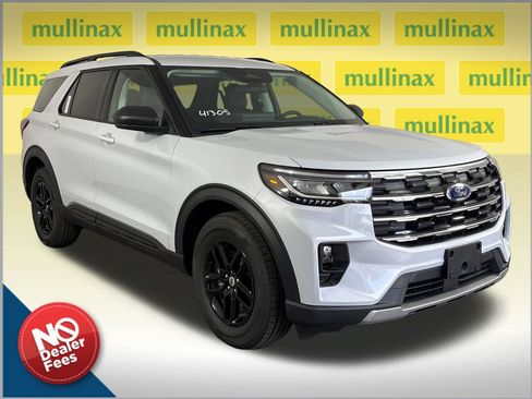 New 2026 Ford Explorer Active w/ Active Comfort Package RWD image 1