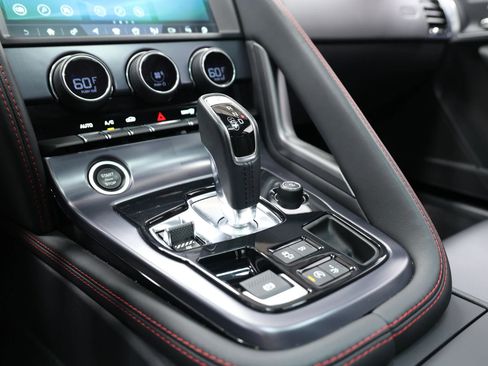 Used 2021 Jaguar F-TYPE R AWD/4WD image 46