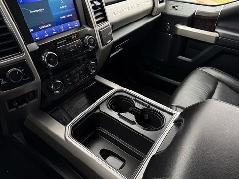 Certified 2021 Ford F250 Lariat w/ Lariat Ultimate Package image 20