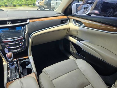 Used 2018 Cadillac XTS Luxury FWD image 11