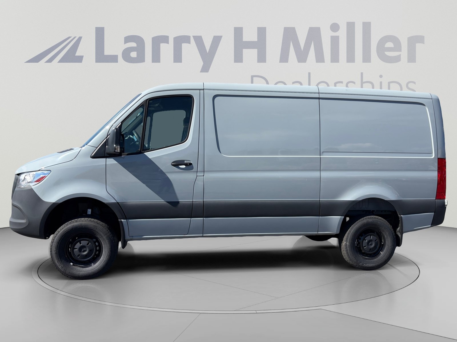 New 2025 Mercedes-Benz Sprinter 2500 image 2