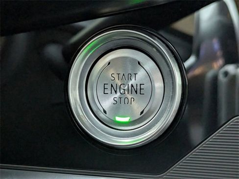 Used 2021 Chevrolet Corvette Stingray Preferred Conv w/ Z51 Performance Package image 27