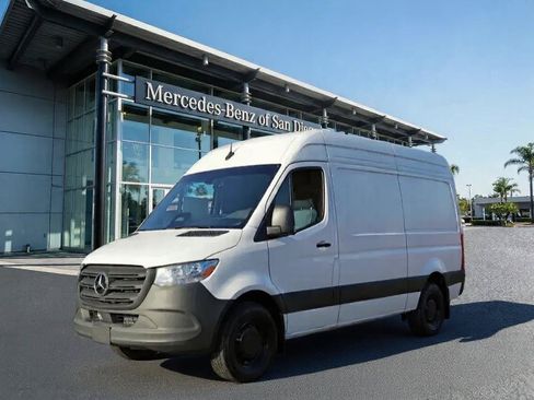 New 2025 Mercedes-Benz Sprinter 2500 image 1