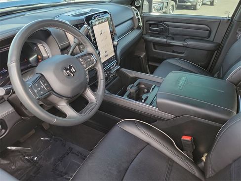 Used 2024 RAM 2500 Limited image 4