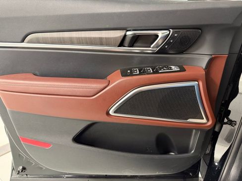 Used 2024 Kia Telluride SX Prestige image 14