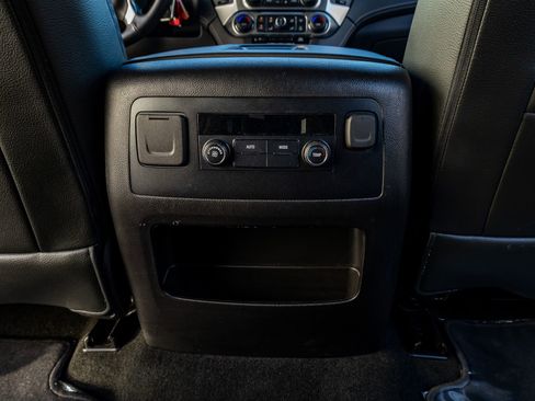 Used 2018 Chevrolet Tahoe LS image 31