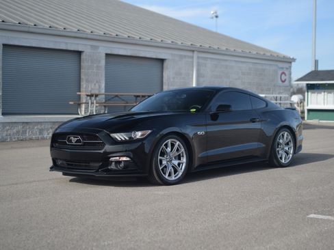 Used 2015 Ford Mustang GT Premium w/ Equipment Group 401A image 22