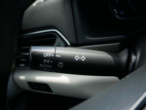 Used 2020 Honda Accord LX image 32