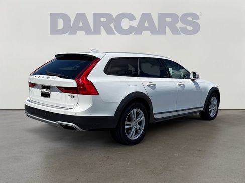 Used 2018 Volvo V90 T5 Cross Country w/ Convenience Package AWD/4WD image 6