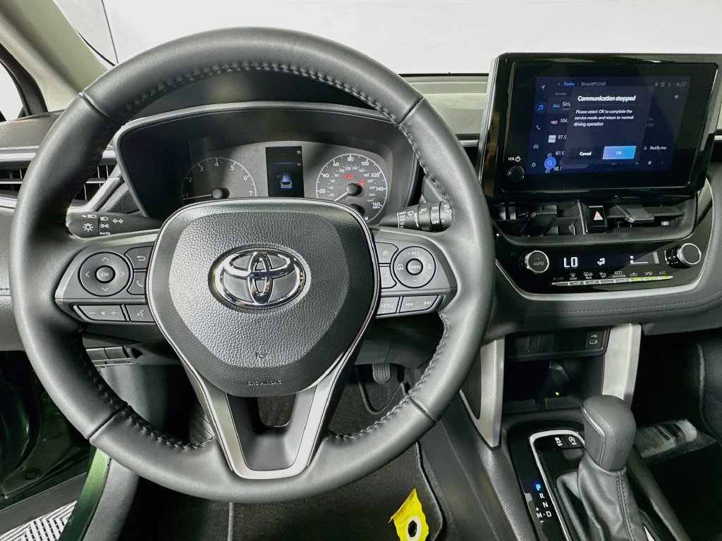 Certified 2025 Toyota Corolla Cross LE w/ Moonroof Package FWD image 11