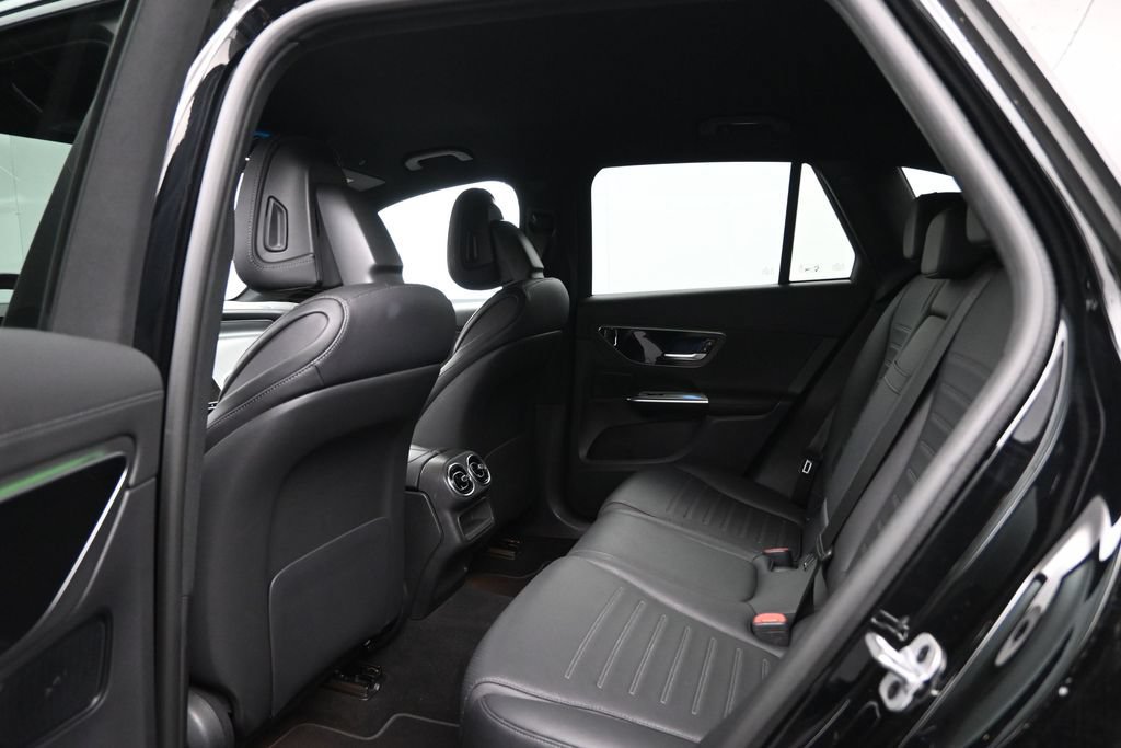 Used 2023 Mercedes-Benz GLC 300 image 22