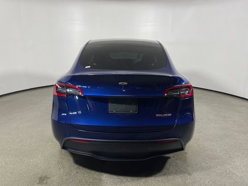 Used 2022 Tesla Model Y Performance AWD/4WD image 4