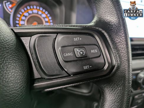 Used 2024 Jeep Gladiator Sport image 18