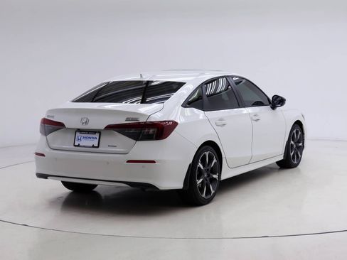 Used 2025 Honda Civic Sport image 2