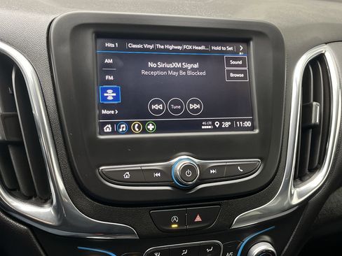 Certified 2023 Chevrolet Equinox LT w/ Driver Convenience Package image 18