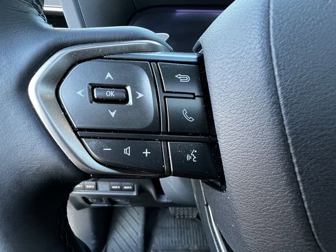 Used 2026 Lexus GX 550 AWD/4WD image 19