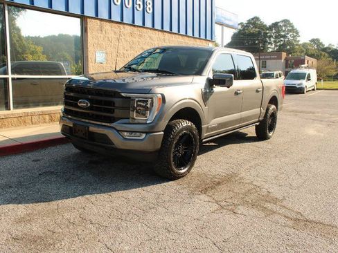 Used 2021 Ford F150 Lariat w/ Equipment Group 502A High AWD/4WD image 3