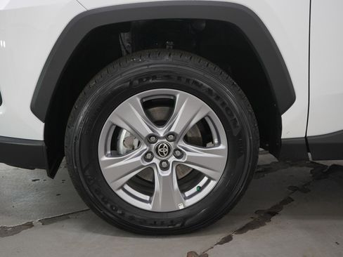 Used 2025 Toyota RAV4 XLE w/ Convenience Package AWD/4WD image 31