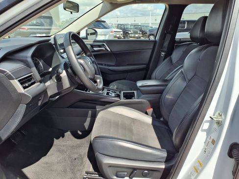 Used 2024 Mitsubishi Outlander SE FWD image 19