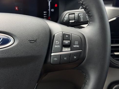 Used 2023 Ford Escape Active image 31