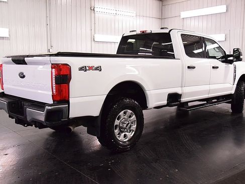 Used 2024 Ford F250 XLT w/ 360-Degree Camera Package image 9